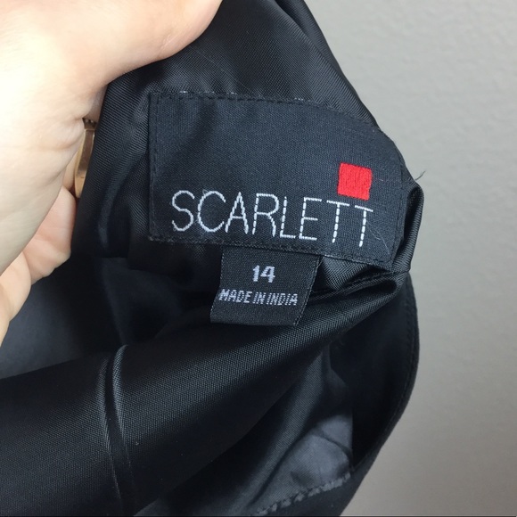 Scarlett black dress with cream colored bow - Picture 6 of 8